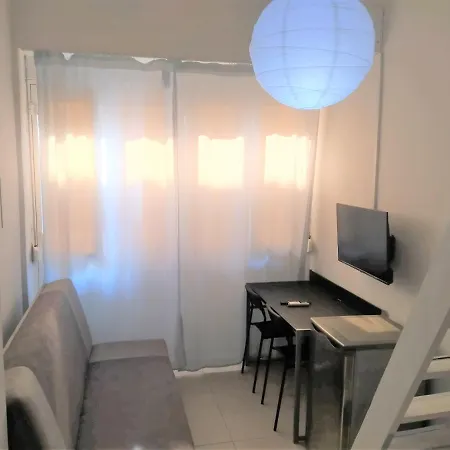 Tiny Studio In Long-term Offer Апартаменты Каламата